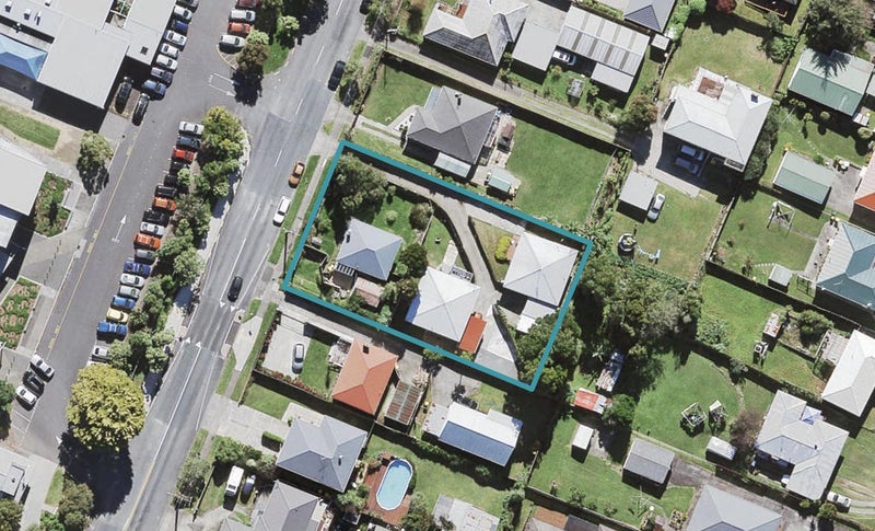 2/47 Archibald Road, Kelston, Auckland - Carousel 1