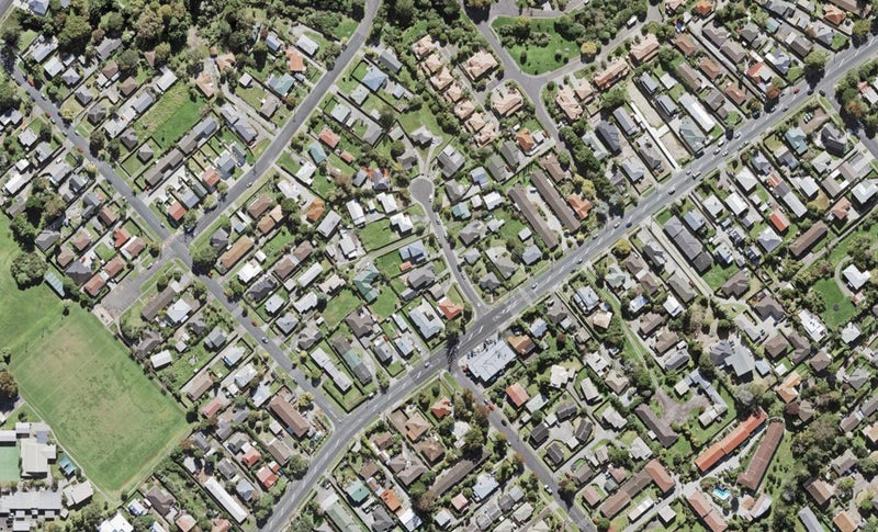 2 Kaweka Street, New Lynn, Auckland - Carousel 1
