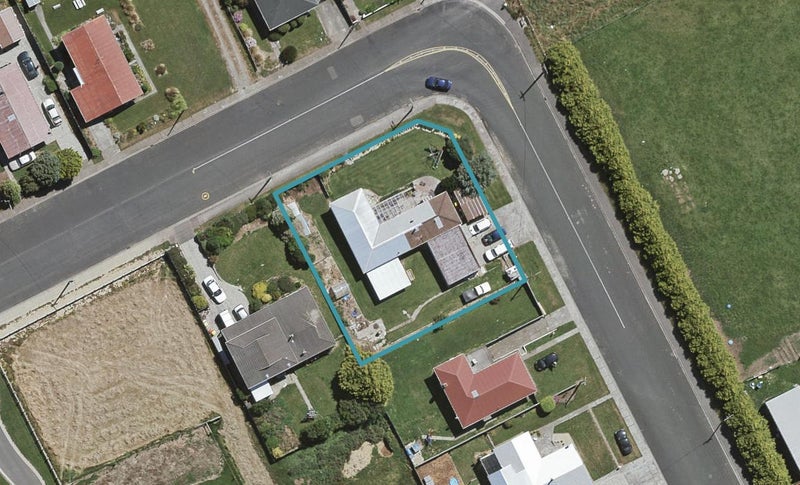 3 Severn Street, Clifton, Invercargill - Carousel 1