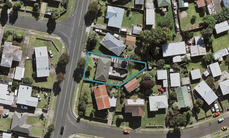 32 Harania Avenue, Favona, Auckland - Carousel 1