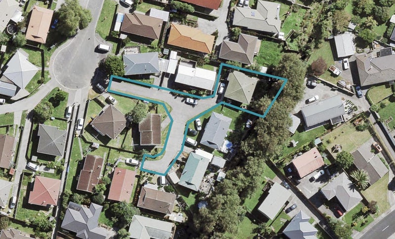 30 Selak Place, Glen Eden, Auckland - Carousel 1