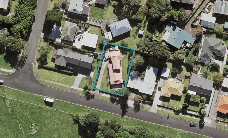 46 Ambury Road, Mangere Bridge, Auckland - Carousel 1