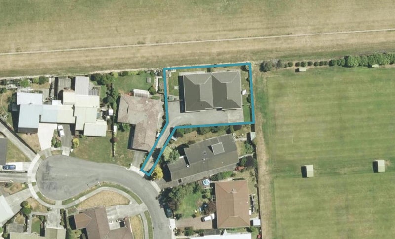 8A Totara Place, Redwoodtown, Blenheim - Carousel 1