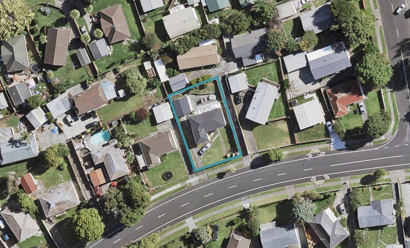 70 Hyperion Drive, Randwick Park, Auckland - Carousel 1