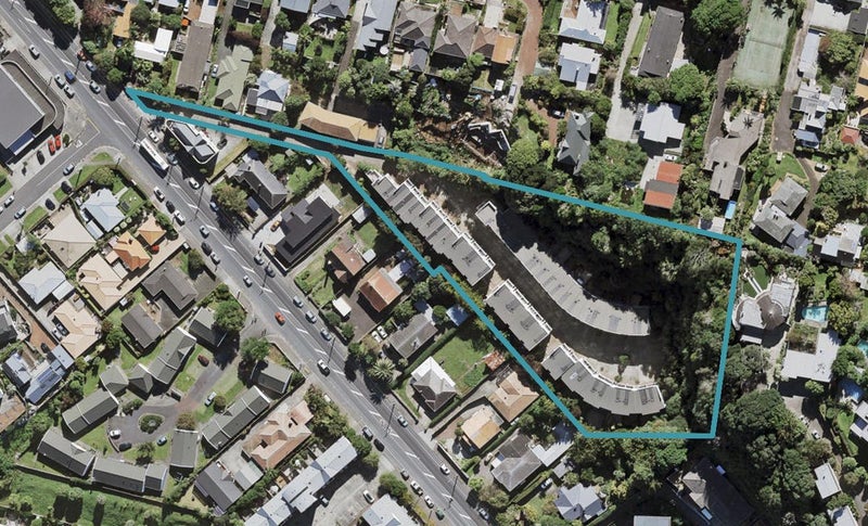 4/852 Mount Eden Road, Three Kings, Auckland - Carousel 1