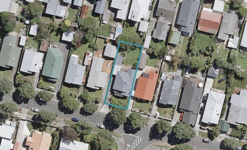 39 Wilford Street, Woburn, Lower Hutt - Carousel 1
