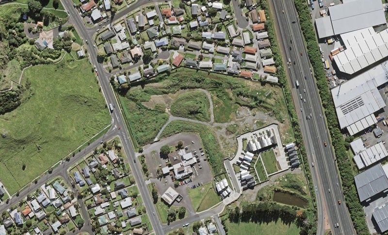 32 Huri Street, Mangere Bridge, Auckland - Carousel 1