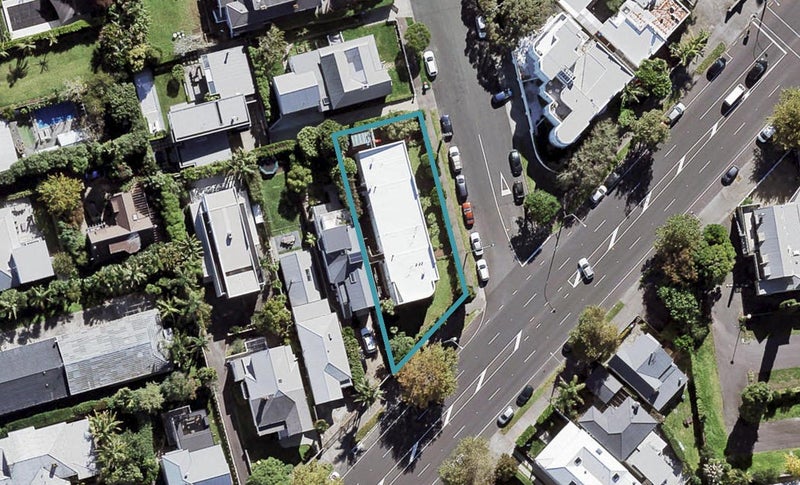 2/2 Salisbury ST, Herne Bay, Auckland - Carousel 1