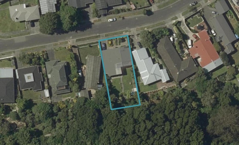 82 Buick Crescent, Awapuni, Palmerston North - Carousel 1