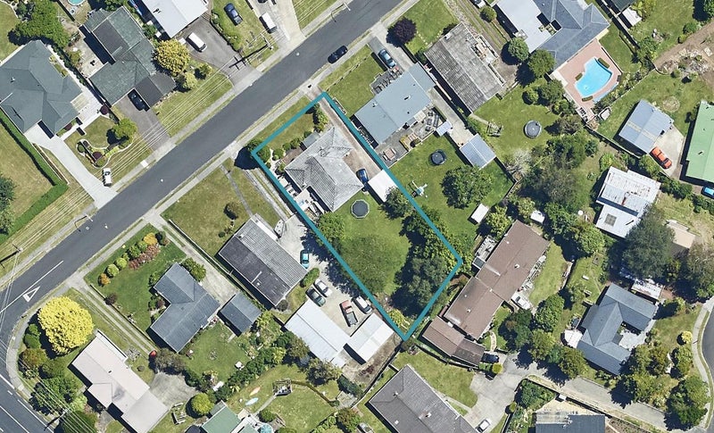 7 Carter Drive, Pomare, Rotorua - Carousel 1