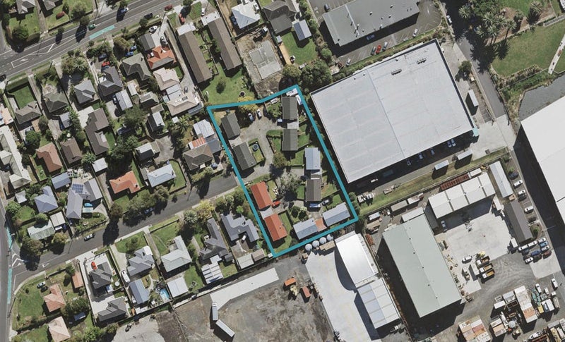12 Burrell Avenue, Wiri, Auckland - Carousel 1