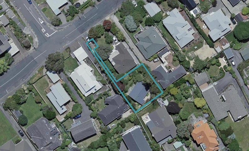 35A Everest Street, Khandallah, Wellington - Carousel 1