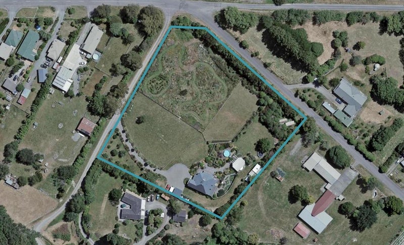 9 Hecklers Road, Papawai, Greytown - Carousel 1