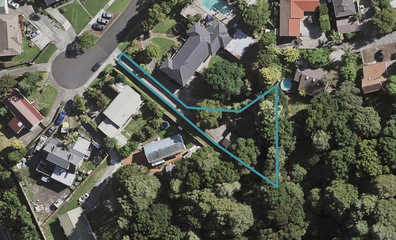 16A Crail Court, Totara Heights, Auckland - Carousel 1