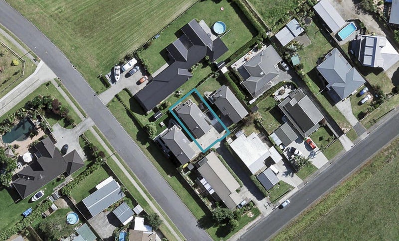 64B Wharf Road, Pukekohe - Carousel 1