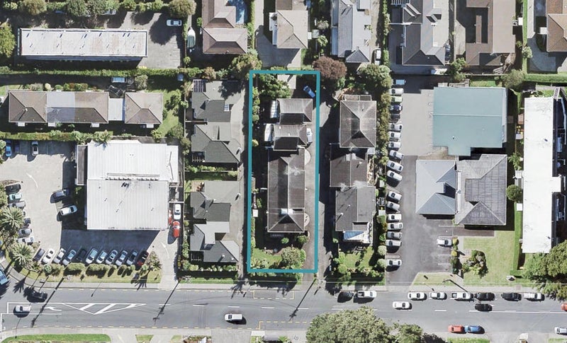 3/51 Anzac Road, Browns Bay, Auckland - Carousel 1