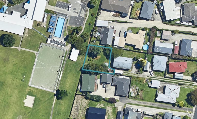 14A Queen Road, Bellevue, Tauranga - Carousel 1
