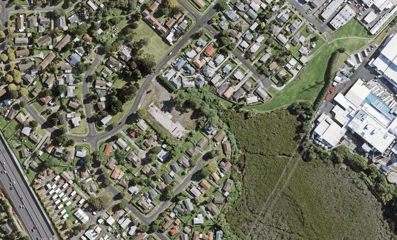 87B Kindergarten Drive, Conifer Grove, Takanini - Carousel 1