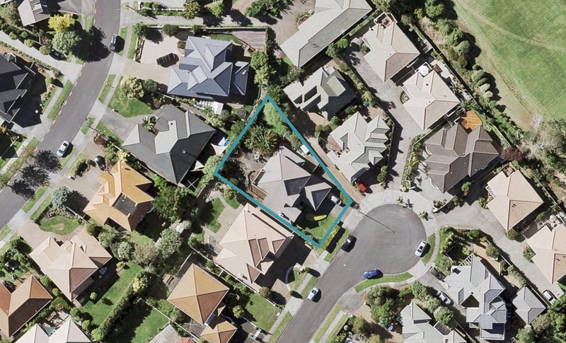 12 Chale Place, Somerville, Auckland - Carousel 1