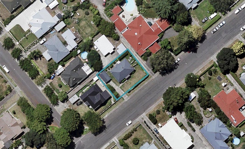 115 Davis Street, Saint Leonards, Hastings - Carousel 1