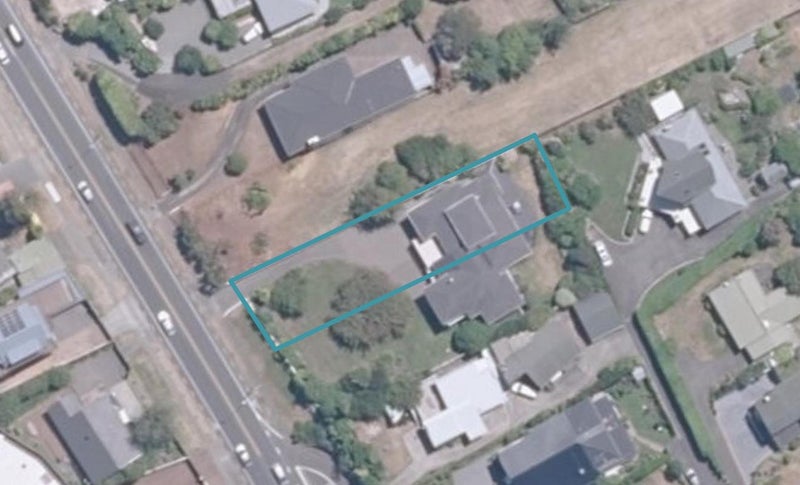 186 Lake Terrace, Hilltop, Taupo - Carousel 1