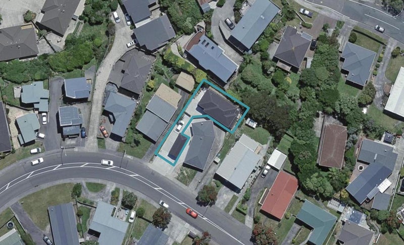 76A Stewart Drive, Newlands, Wellington - Carousel 1