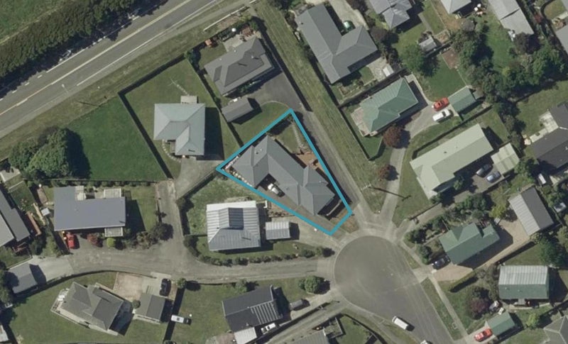 19 Lydia Place, Kelvin Grove, Palmerston North - Carousel 1