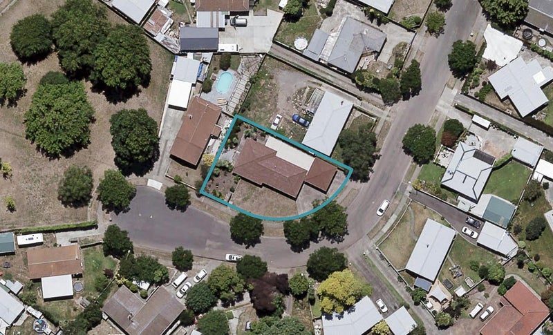 10 Margate Place, Flaxmere, Hastings - Carousel 1