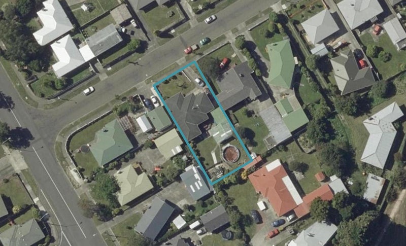 4 Somerset Crescent, Highbury, Palmerston North - Carousel 1