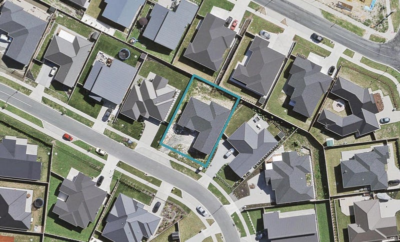 9 Remana Crescent, Huapai, Kumeu - Carousel 1