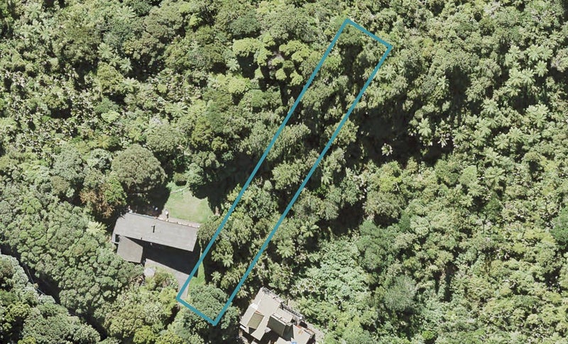 863 Scenic Dr, Swanson, Waitakere - Carousel 1