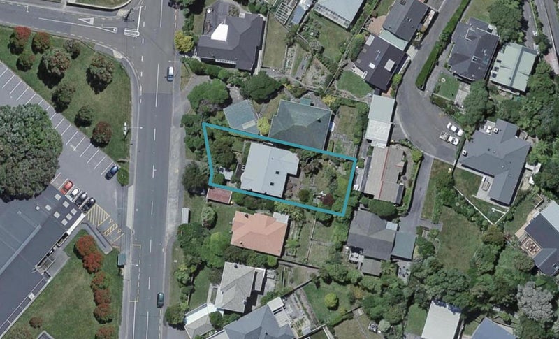 73 Cockayne Road, Khandallah, Wellington - Carousel 1