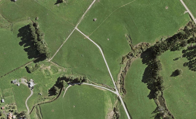 11 Manatika Road, Karaka, Papakura - Carousel 1