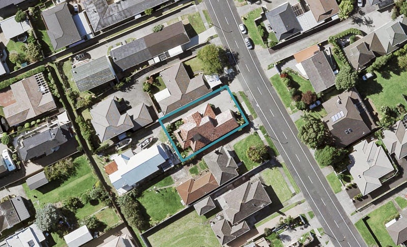 27 Hattaway Avenue, Bucklands Beach, Auckland - Carousel 1