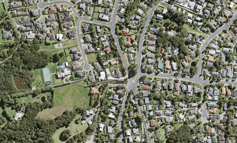 23 Phillip Avenue, Glen Eden, Auckland - Carousel 1