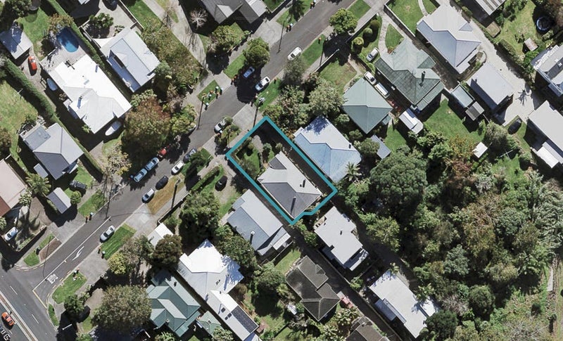 82B Taylors Road, Mount Albert, Auckland - Carousel 1