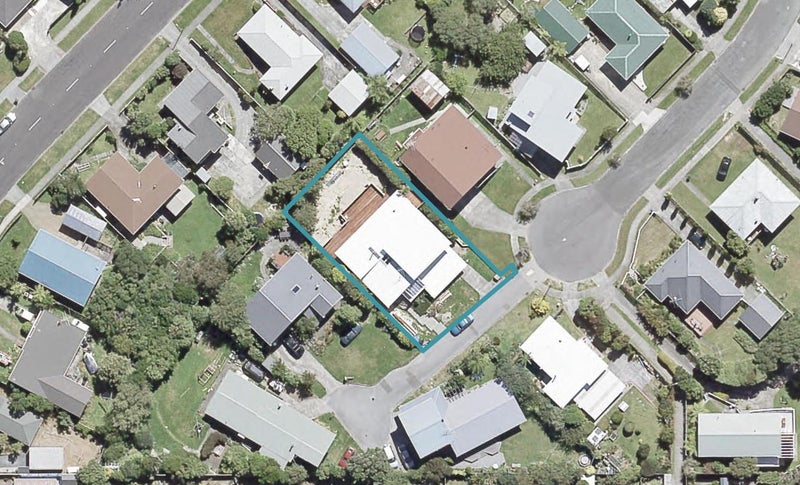 16 Cherry Blossom Grove, Maungaraki, Lower Hutt - Carousel 1