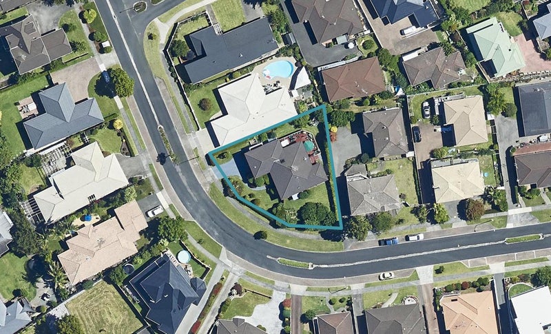 16 Percival Avenue, Matua, Tauranga - Carousel 1