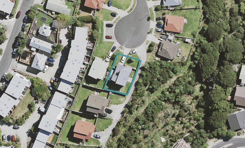 9 Haki Wihongi Place, Glen Eden, Auckland - Carousel 1