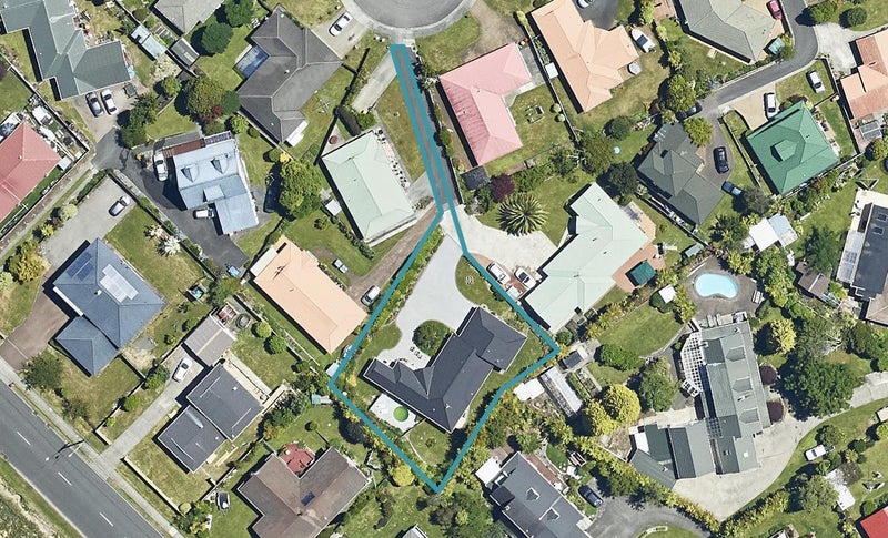 16 Hoyte Place, Pukehangi, Rotorua - Carousel 1