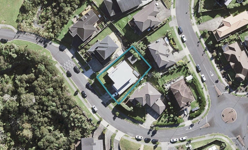 5 Borneo Drive, Fairview Heights, Auckland - Carousel 1