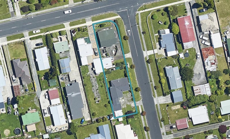 2 Kingdom Drive, Fairy Springs, Rotorua - Carousel 1