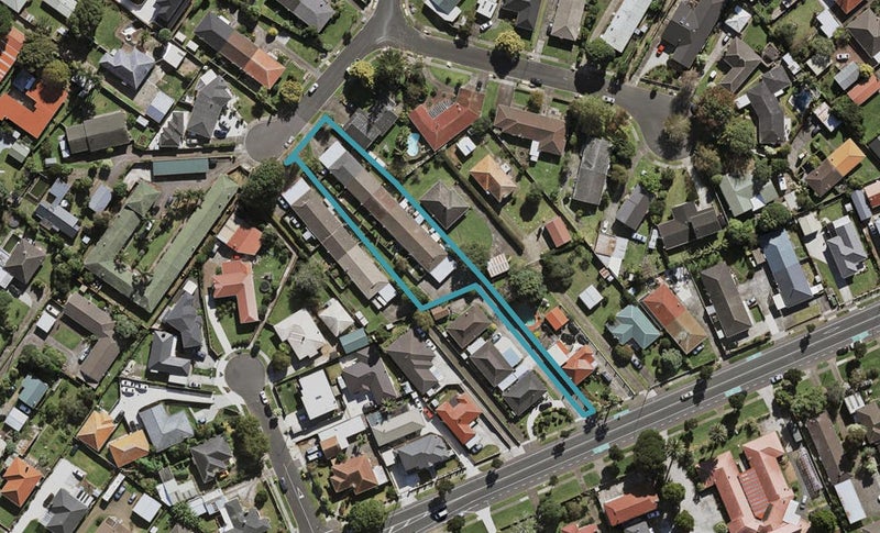 1/55 PUHINUI Road, Manukau, Manukau - Carousel 1