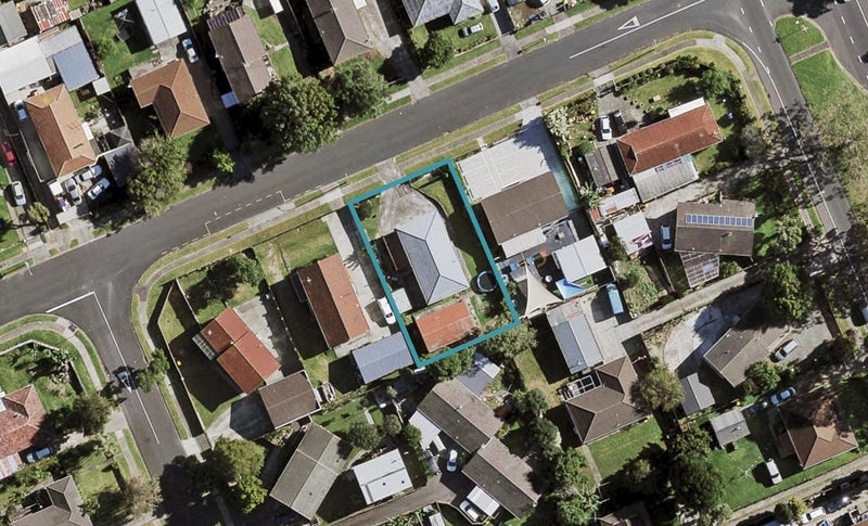 6 Moncrieff Avenue, Clendon Park, Auckland - Carousel 1