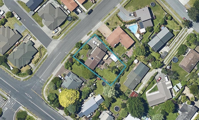 5 Owhatiura Drive, Lynmore, Rotorua - Carousel 1