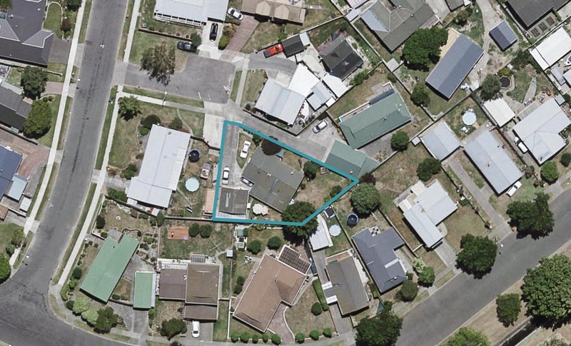45 Ryan Crescent, Greenmeadows, Napier - Carousel 1