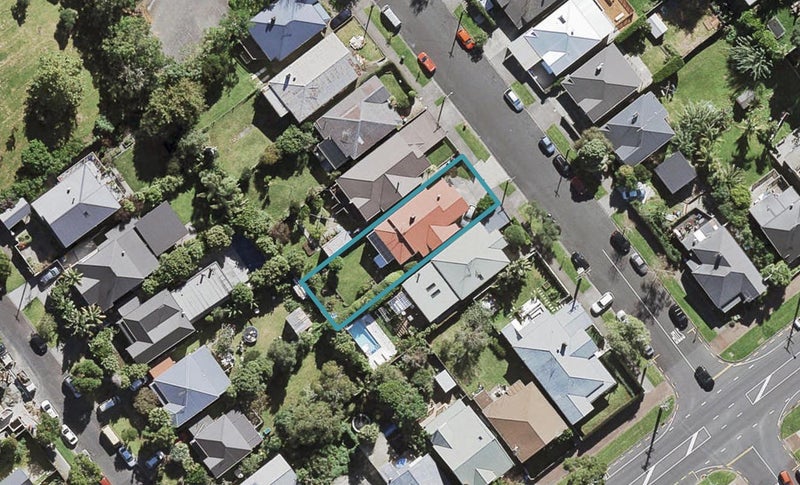 40 Elgin Street, Grey Lynn, Auckland - Carousel 1