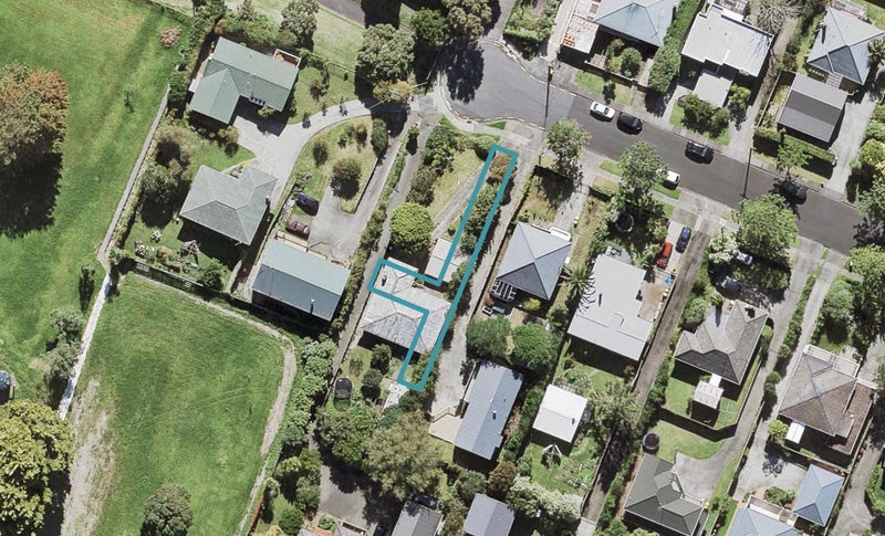 5/18 Riverview Road, New Lynn, Auckland - Carousel 1