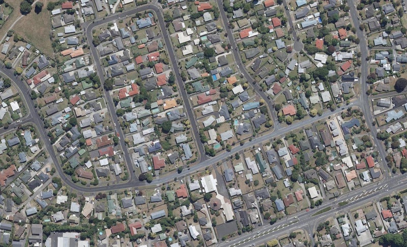 65 Fenwick Crescent, Hillcrest, Hamilton - Carousel 1