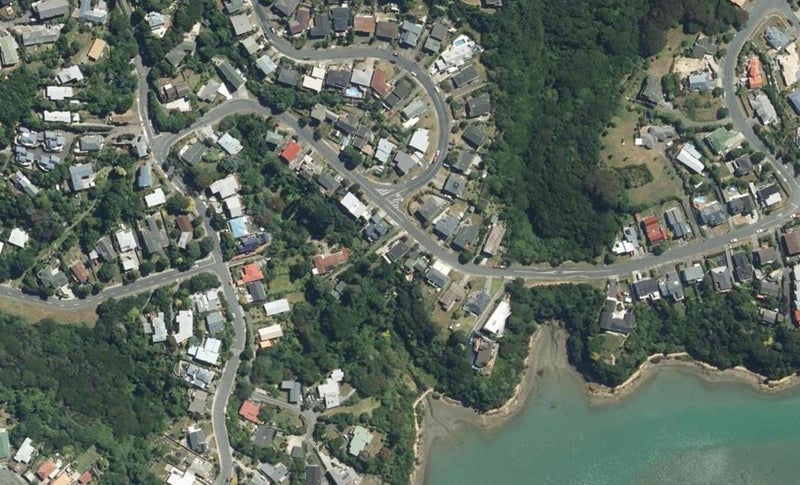 22 Penryn Drive, Camborne, Porirua - Carousel 1